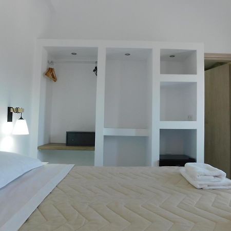 Fira Veronica Rooms Imerovigli  Exterior photo