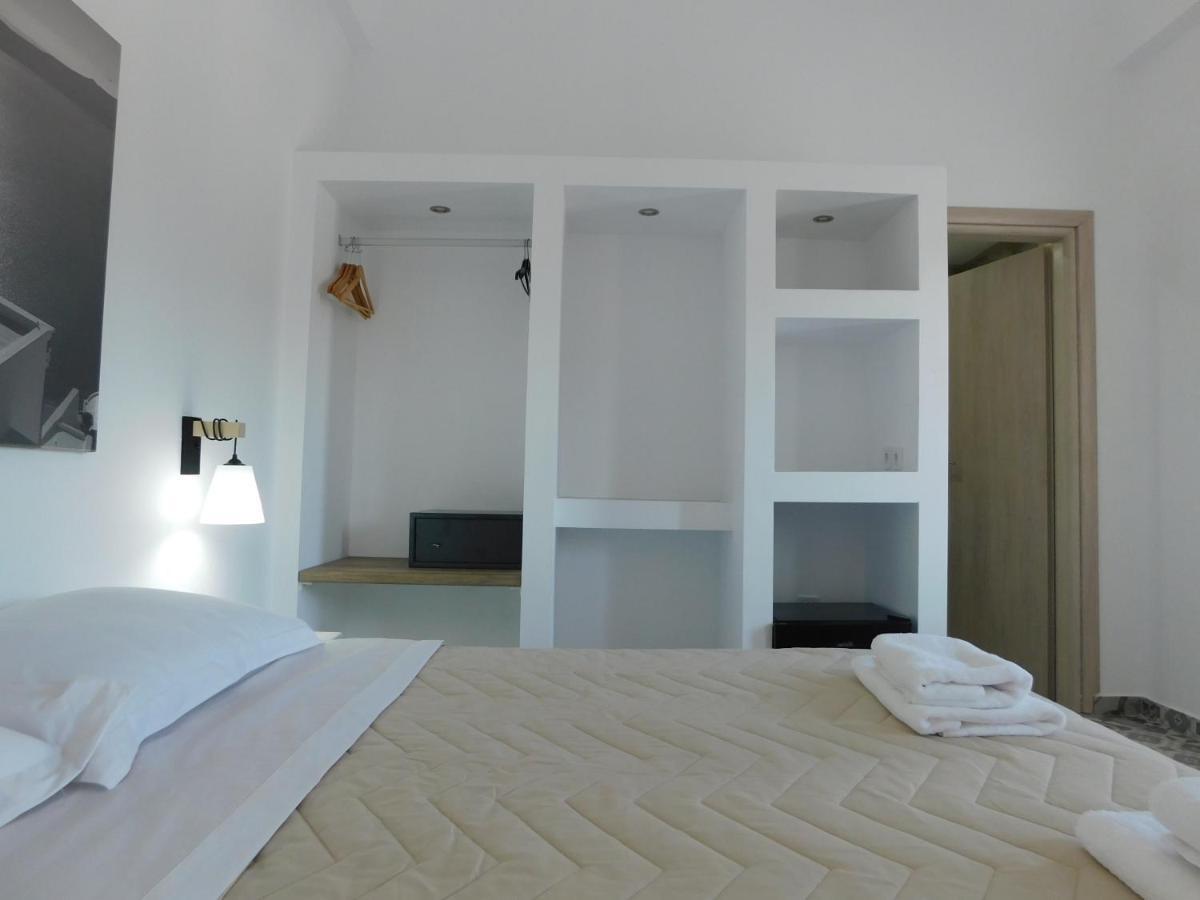 Fira Veronica Rooms Imerovigli  Exterior photo
