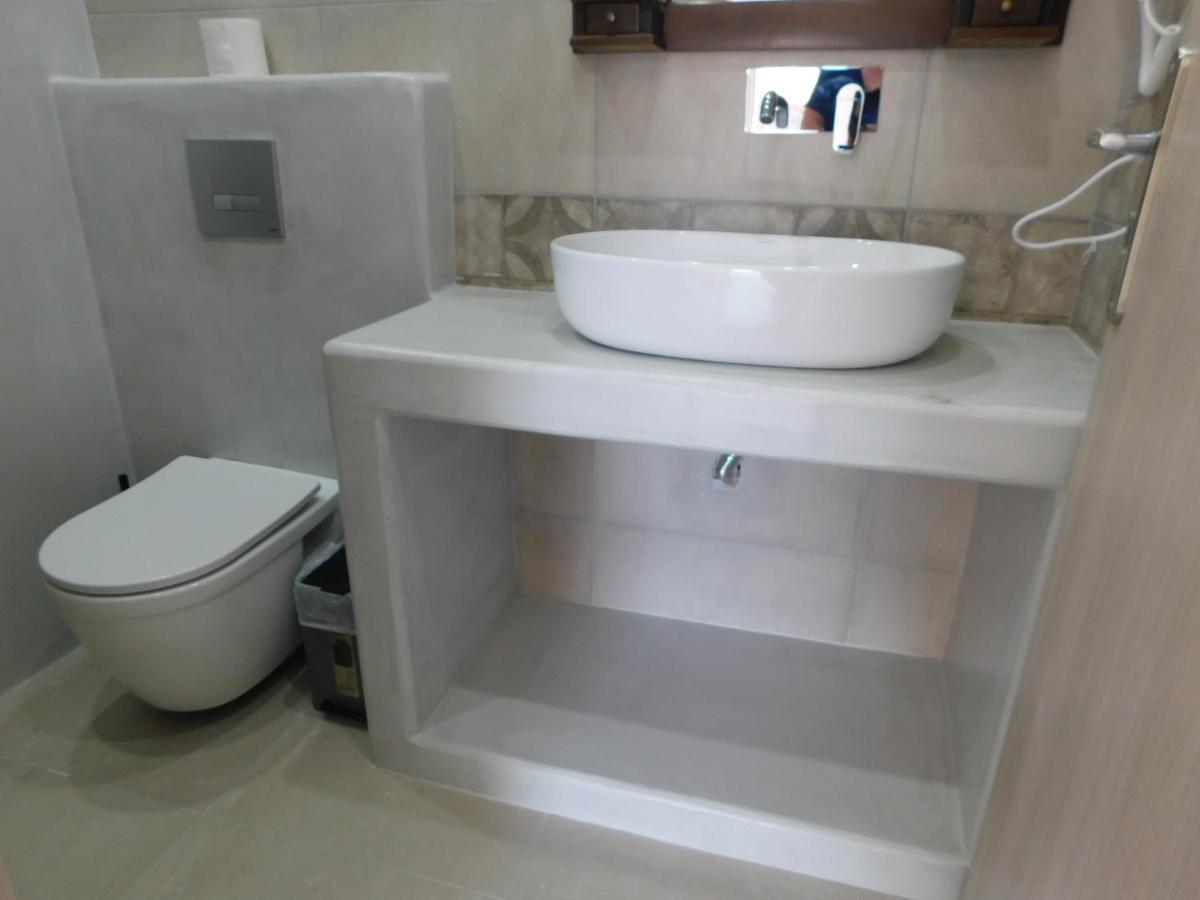 Fira Veronica Rooms Imerovigli  Exterior photo